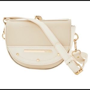 NWT - Kensie Wristlet/ Clutch